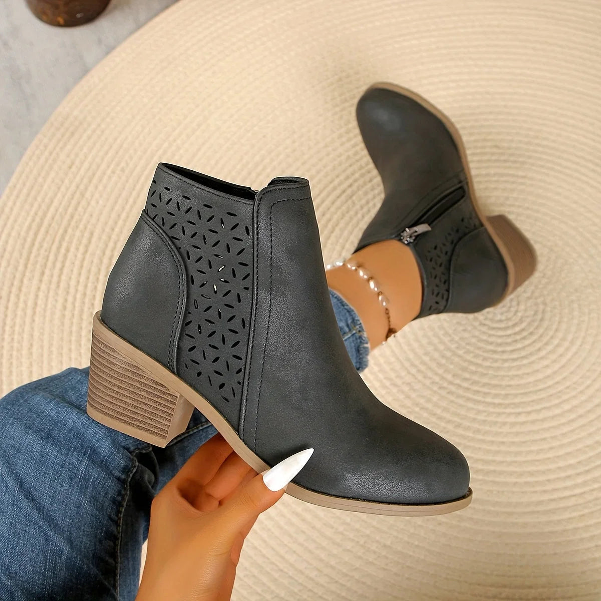 Greta | Damen Stiefeletten zum Hineinschlüpfen mit seitlichem Reißverschluss