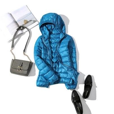 Nuana | Damen Modische Glänzende Kurze Winterjacke