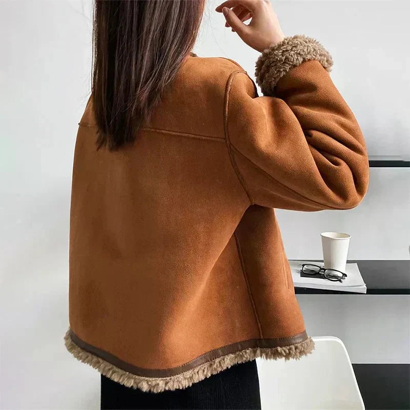 Nuana | Damen Oversized Kunstschaffell-Jacke mit Knopfleiste Sherpa-Futter