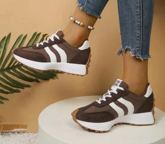 Nuana | Damen Retro Platform Chunky Sneakers mit Schnürung