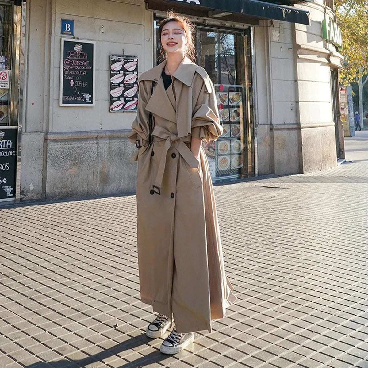 Nuana Emilia | Damen Oversized Zweireiher Maxi Trench Coat mit Bindegürtel