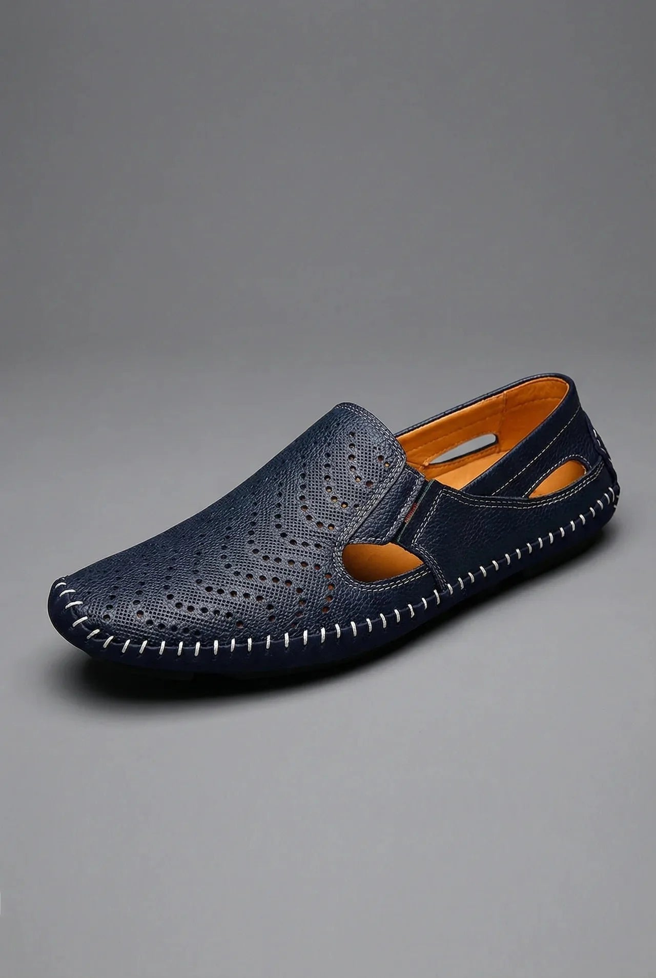 Nuana Herren Atmungsaktive Perforierte Slip-On Loafer mit Handnaht