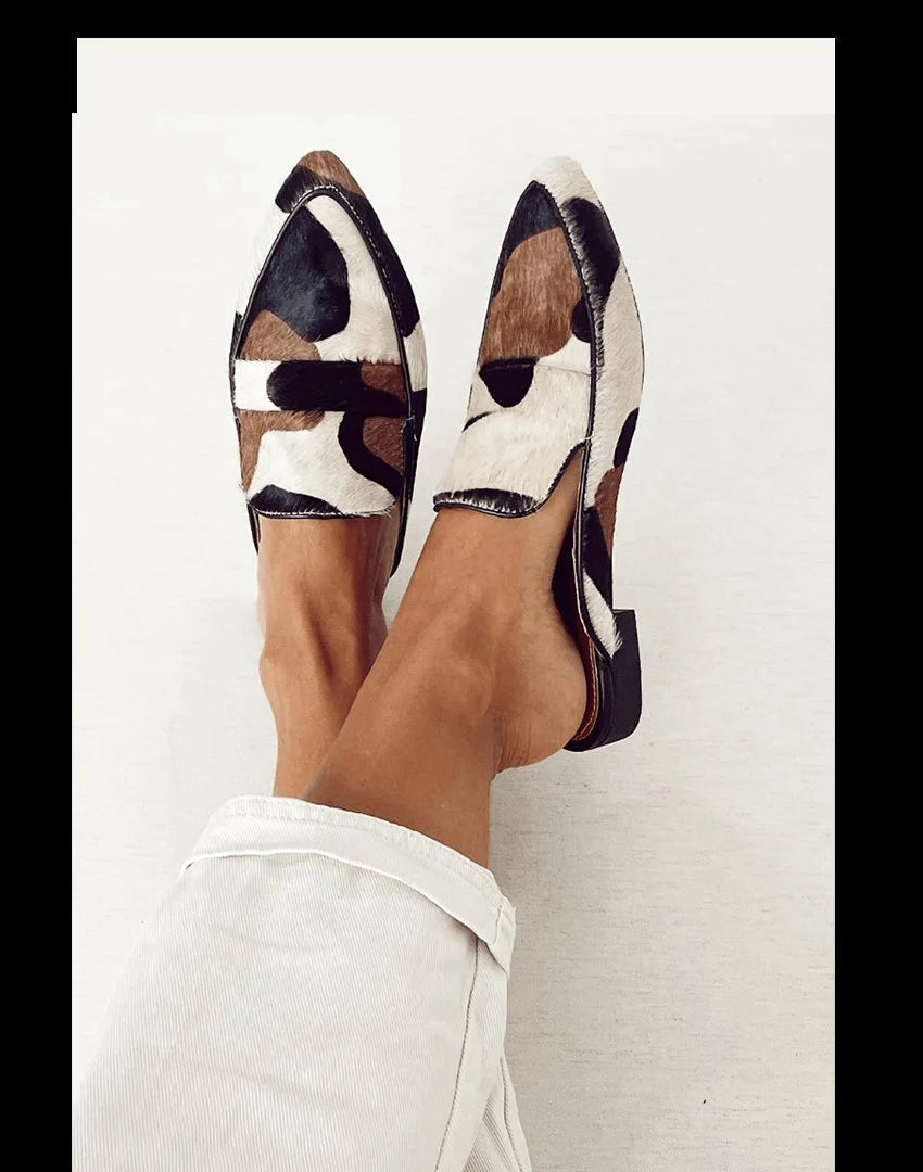 Nuana Leonie Damen Gemusterte Fell-Loafers Slip-On Mules mit Tiermuster