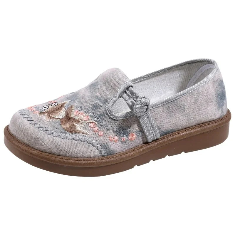 Nuana Marie | Damen Bestickte Blumen Slip-On Loafer mit Perlenverzierung