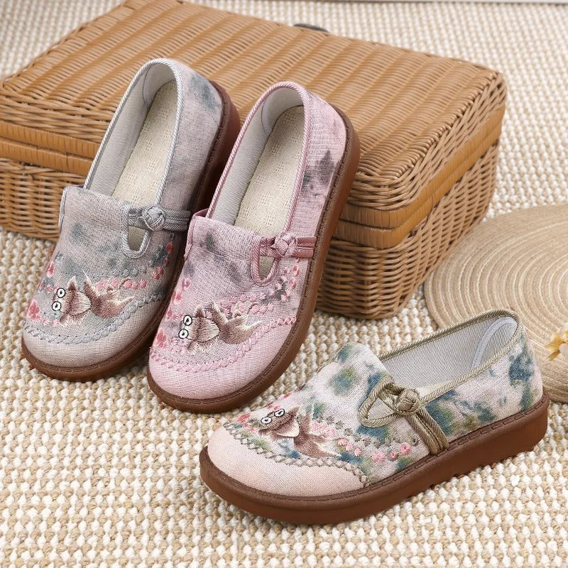 Nuana Marie | Damen Bestickte Blumen Slip-On Loafer mit Perlenverzierung