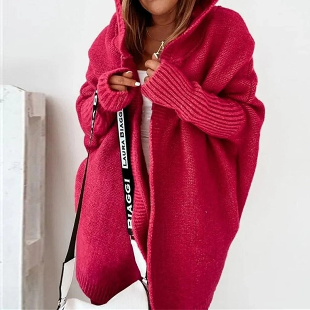 Nuana | Strickjacke Damen Oversized Kapuzen Cardigan mit Fledermausärmeln