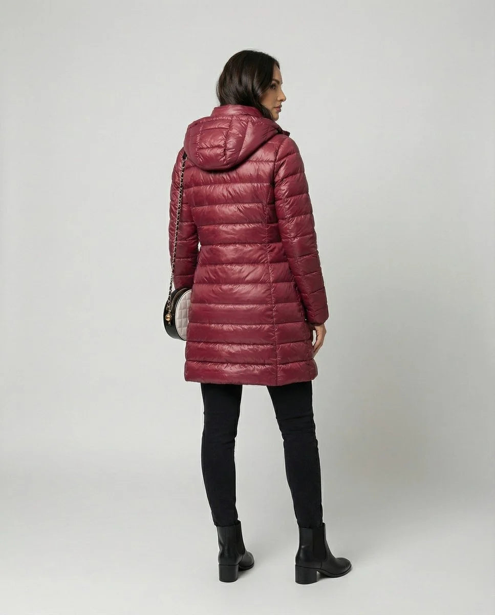 Nuana | Winterjacke Damen Ultraleichte Slim-Fit Daunenjacke mit Kapuze