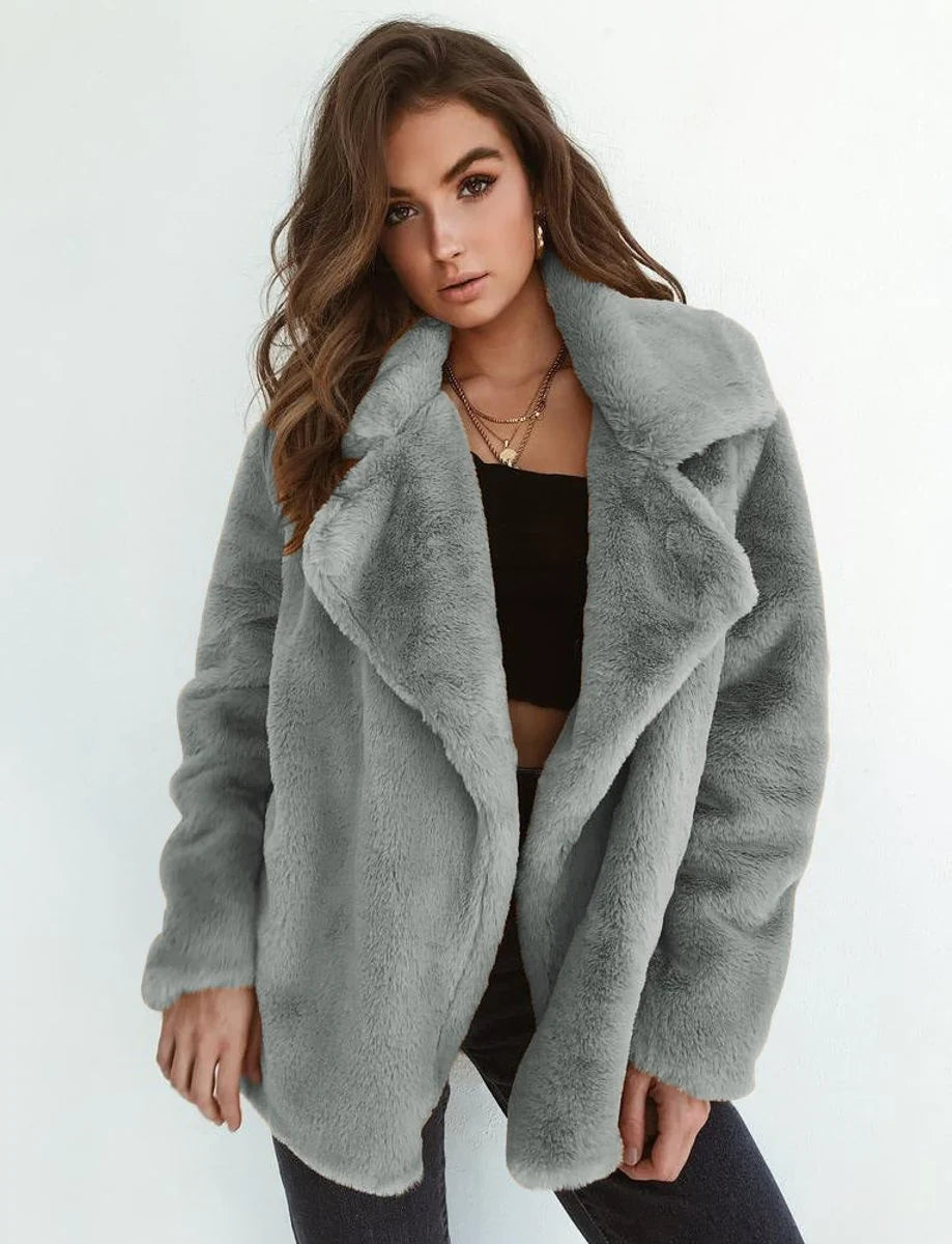 Charlotte | Kunstpelzmantel Damen Flauschiger Oversized Kurzmantel Kunstfell
