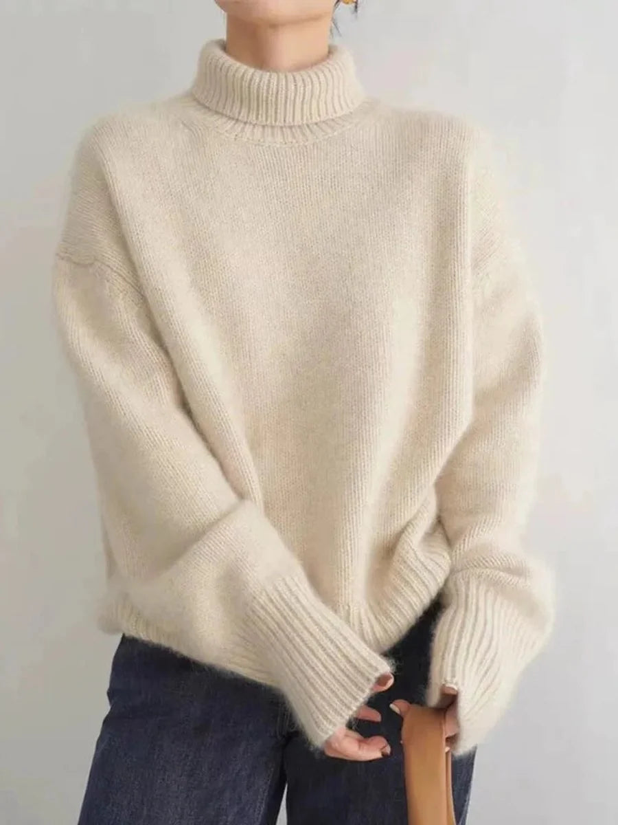 Clara | Damen Oversized Rollkragen Knit Sweater aus weicher Wollmischung