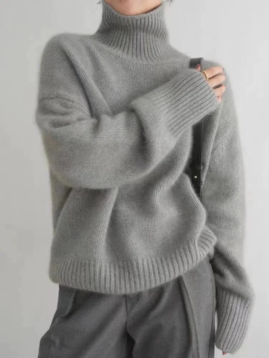 Clara | Damen Oversized Rollkragen Knit Sweater aus weicher Wollmischung