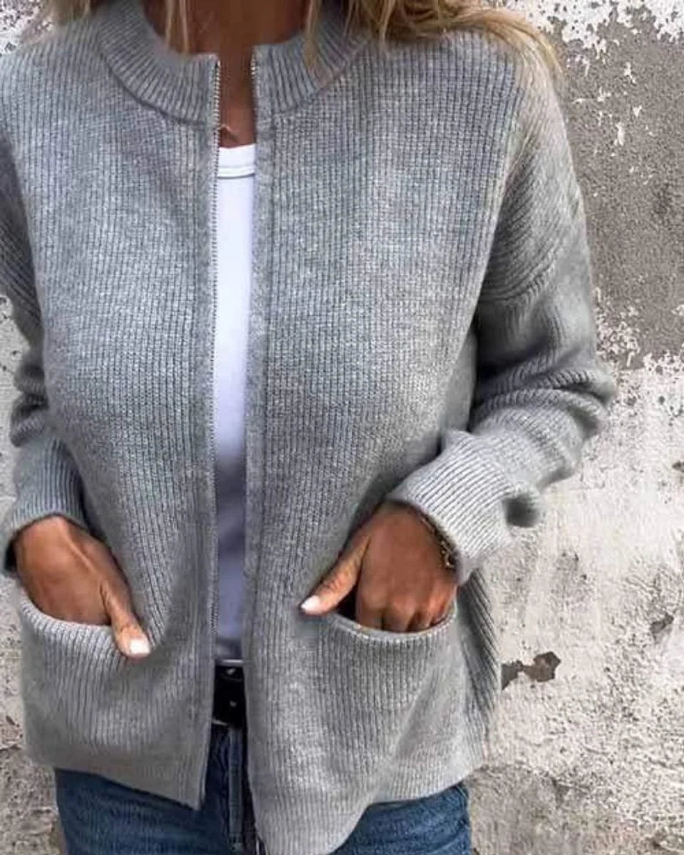 Clara | Damen Strick-Cardigan mit Reißverschluss lockere Passform Fronttaschen