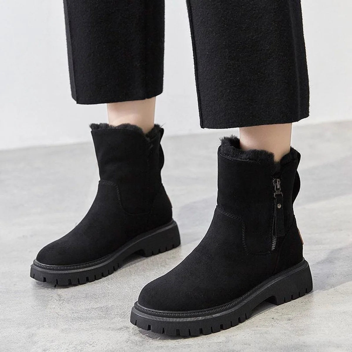 Greta | Damen Gefütterte Wildleder Slip-On Ankle Boots Plateausohle
