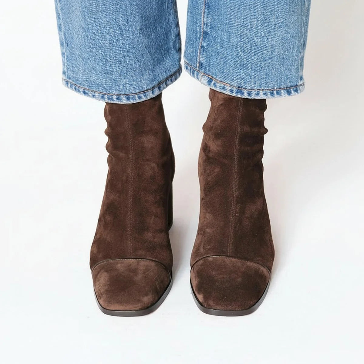Nuana Charlotte | Damen Wildleder Ankle Boots mit Blockabsatz und Quadratzehenform