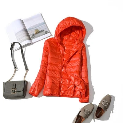 Nuana | Damen Modische Glänzende Kurze Winterjacke