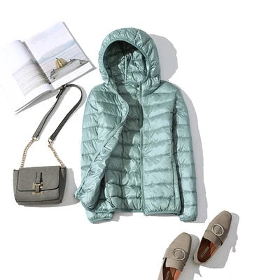 Nuana | Damen Modische Glänzende Kurze Winterjacke