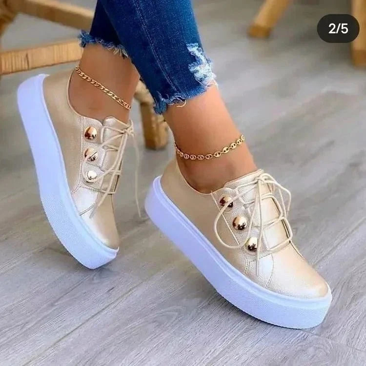 Nuana | Damen Orthopädische Plateau-Sneaker mit Schnürung und Goldnieten