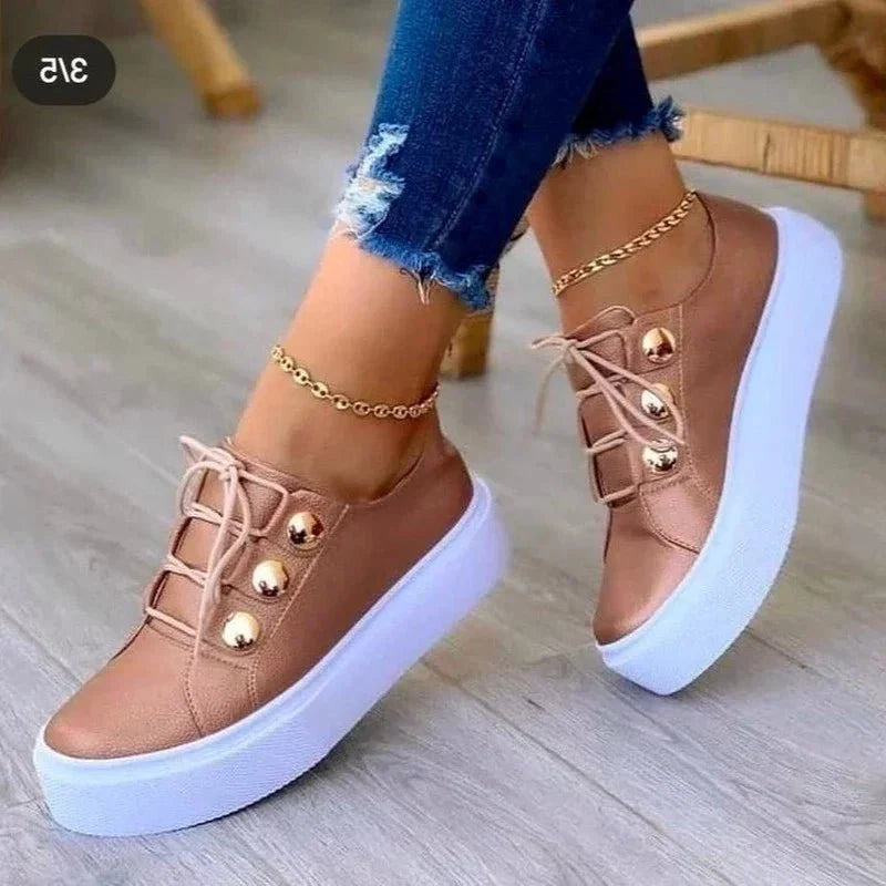 Nuana | Damen Orthopädische Plateau-Sneaker mit Schnürung und Goldnieten