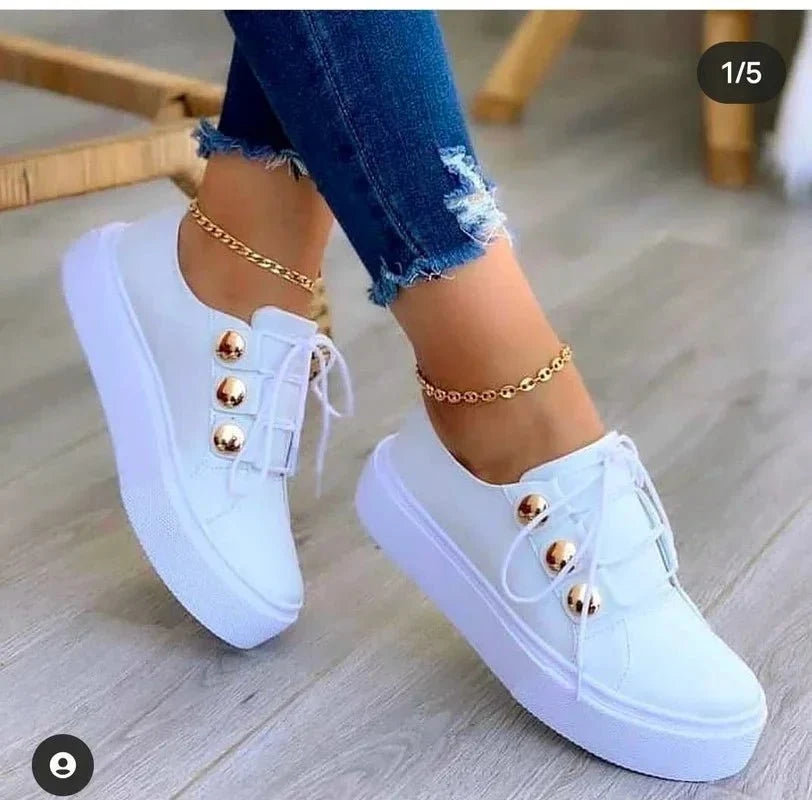 Nuana | Damen Orthopädische Plateau-Sneaker mit Schnürung und Goldnieten