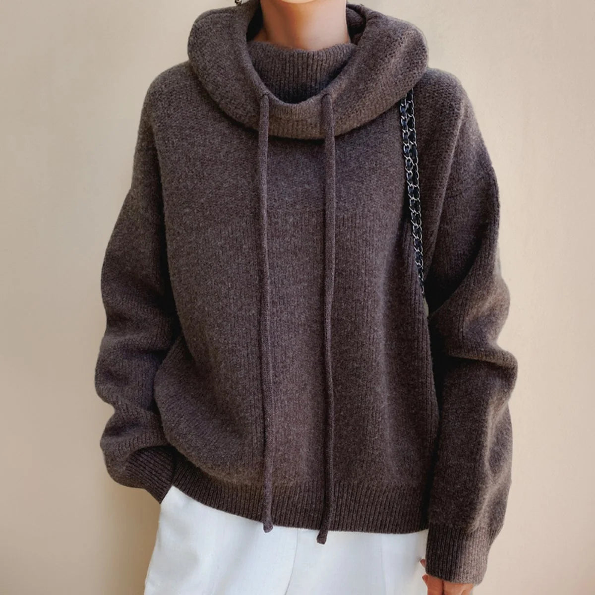 Nuana | Damen Oversize Strick-Turtleneck Sweater mit Kapuze und Kordelzug