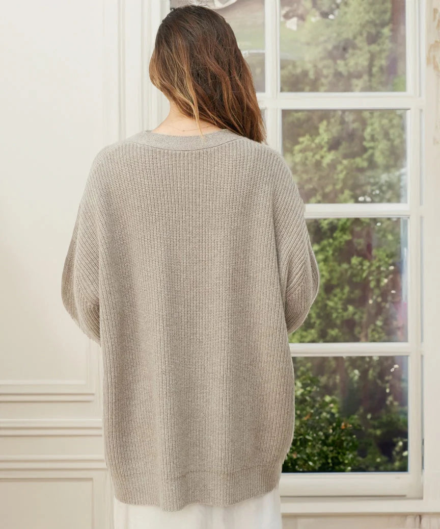 Nuana | Damen Oversized Strickjacke mit Knöpfen