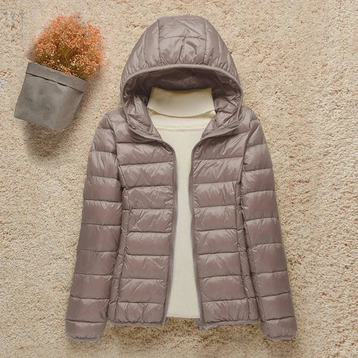 Nuana Elisabeth | Damen Steppjacke mit Kapuze ultraleichte Übergangsjacke