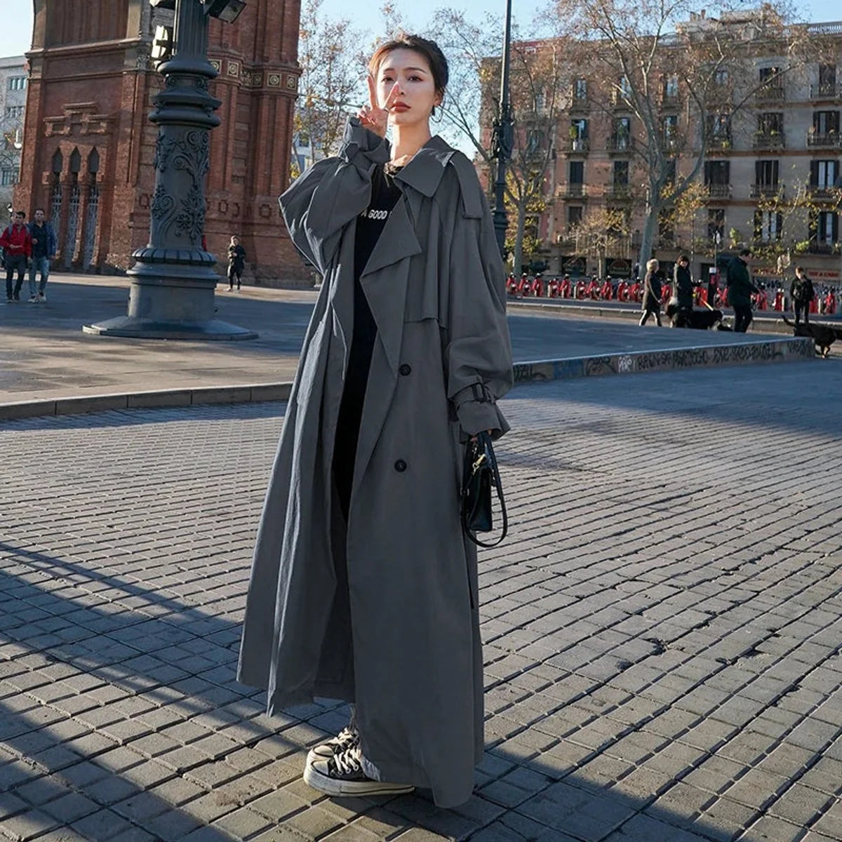 Nuana Emilia | Damen Oversized Zweireiher Maxi Trench Coat mit Bindegürtel