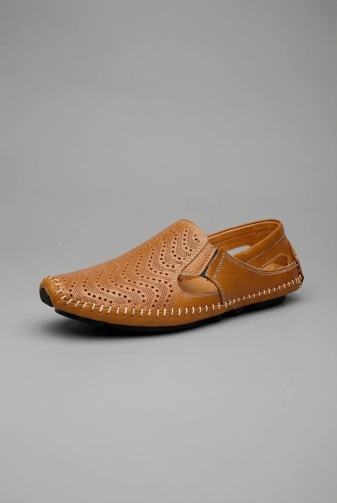 Nuana Herren Atmungsaktive Perforierte Slip-On Loafer mit Handnaht
