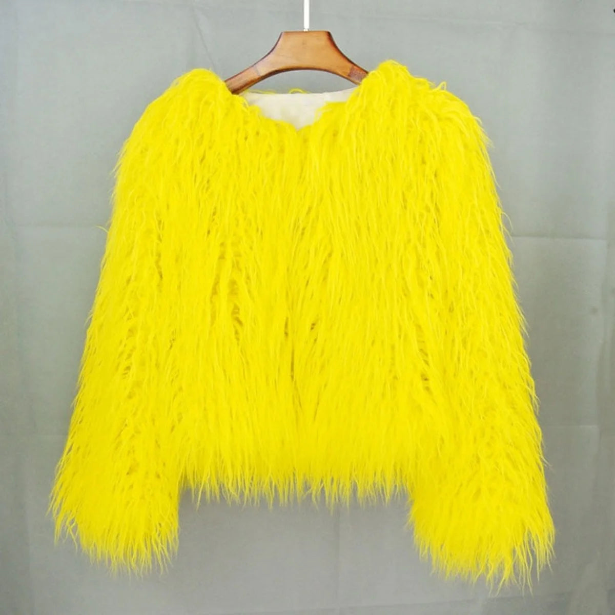 Nuana | Kunstpelzmantel Damen flauschiger Langflor Wintermantel