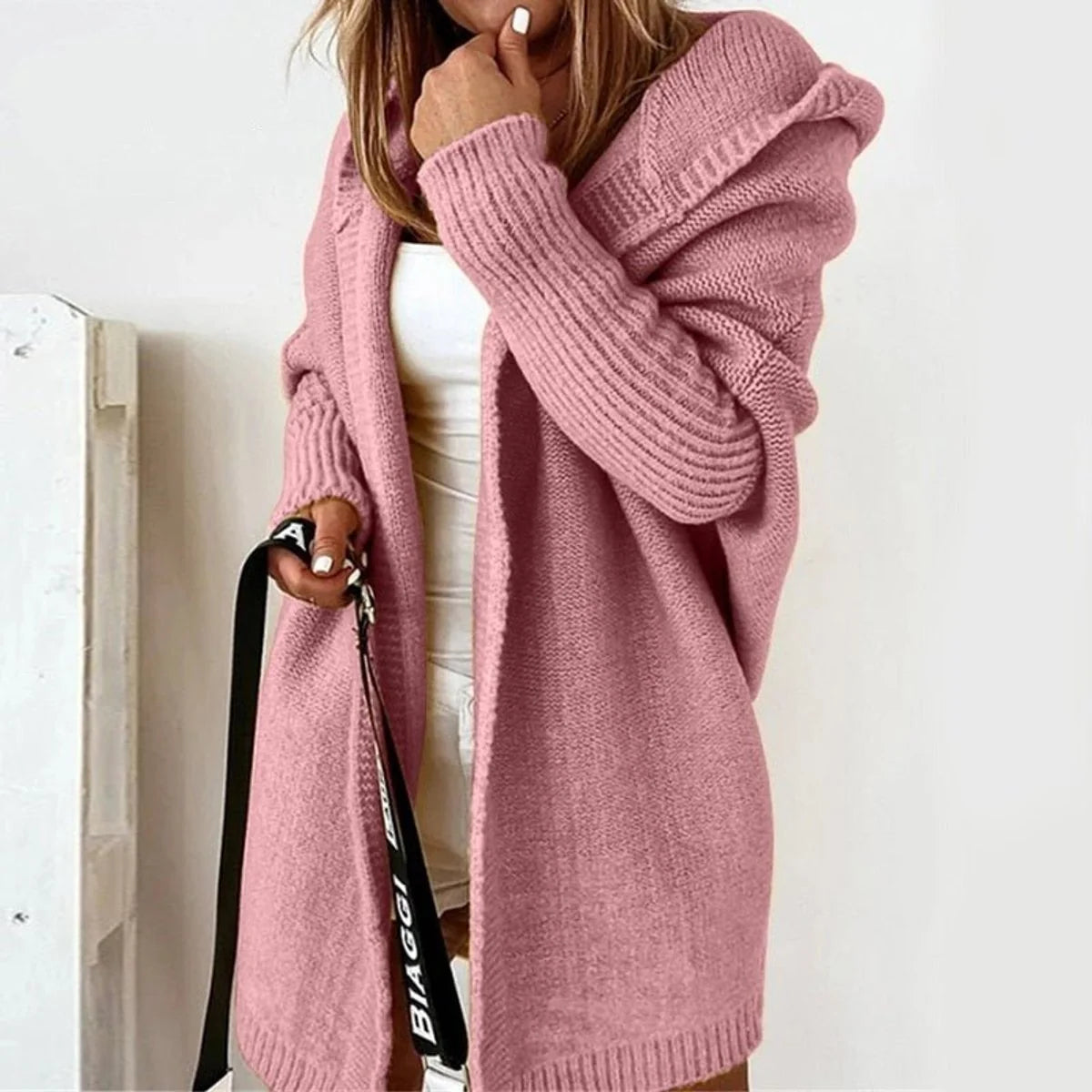 Nuana | Strickjacke Damen Oversized Kapuzen Cardigan mit Fledermausärmeln