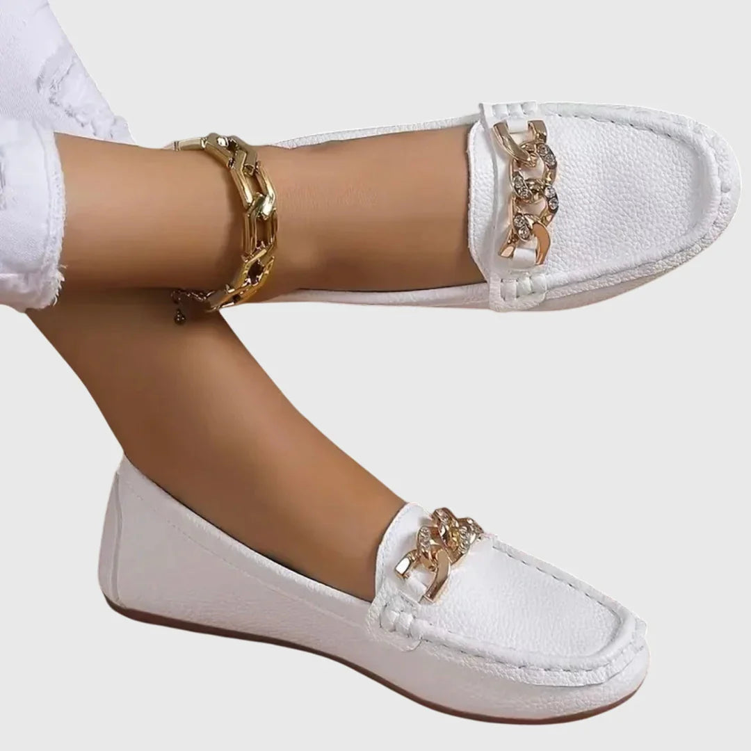 Regine | Damen Kettendetail Slip-On Loafer