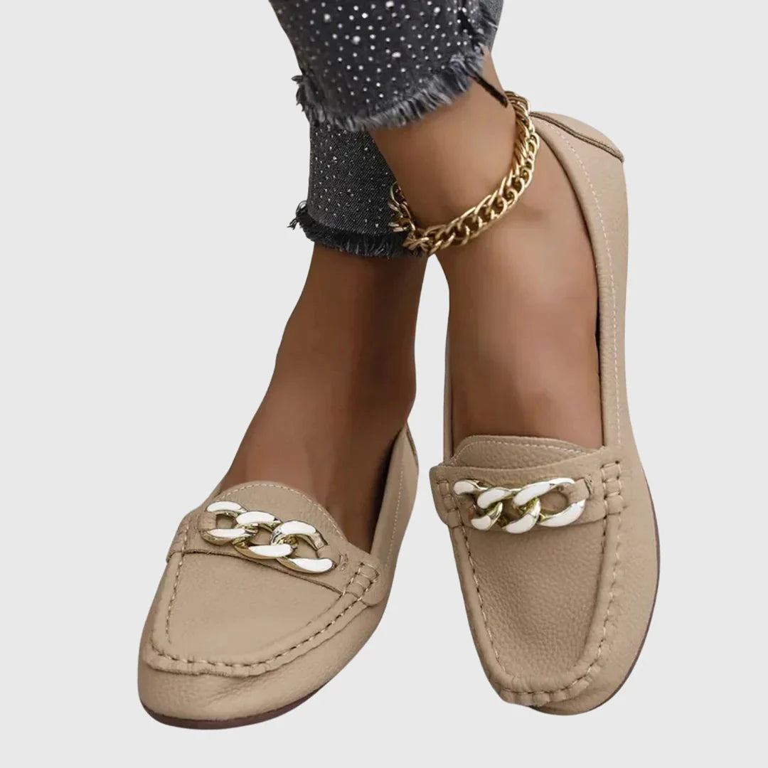 Regine | Damen Kettendetail Slip-On Loafer